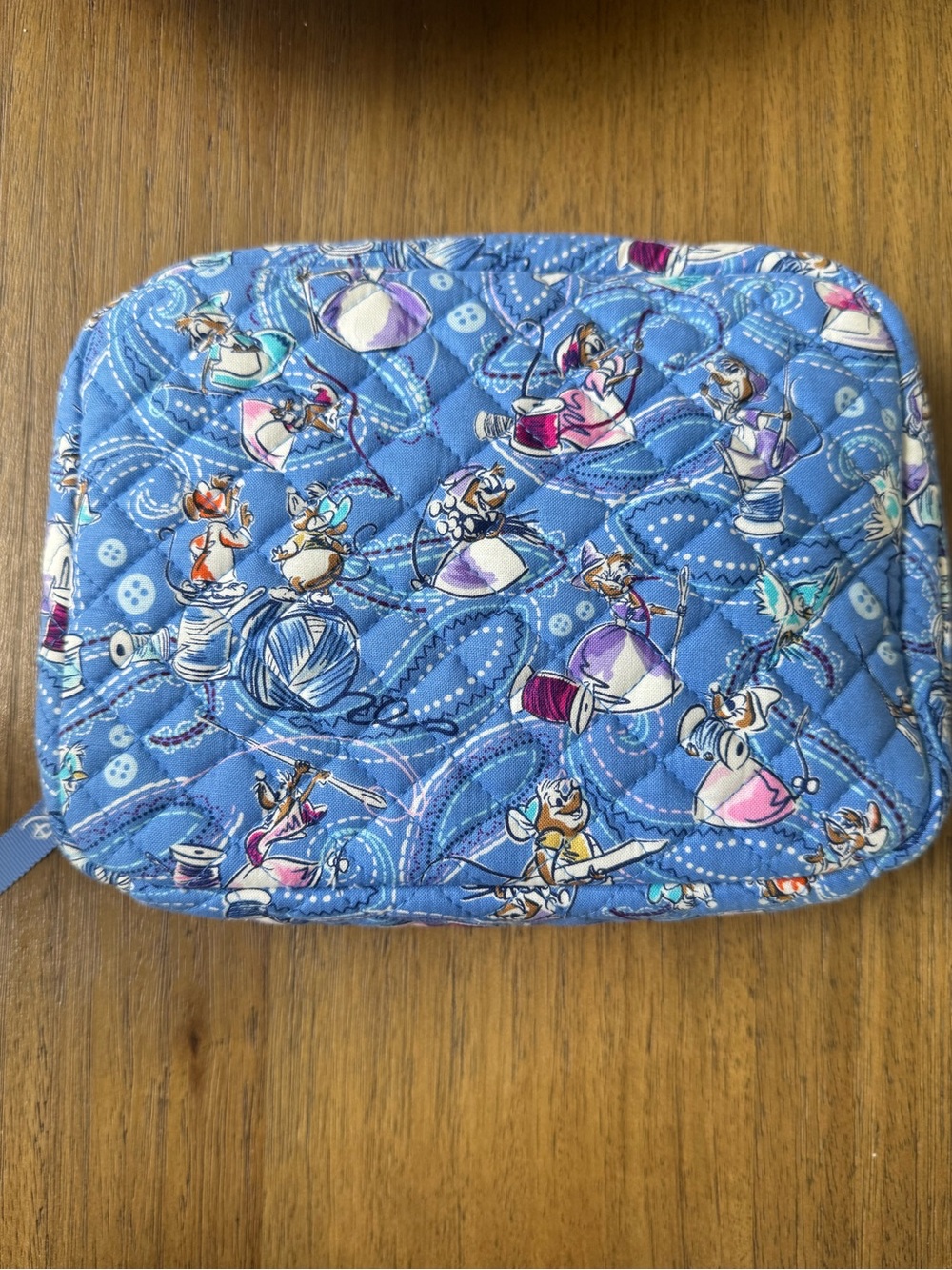 NWT Vera Bradley Cinderella Cord Organizer! - Picture 2 of 5